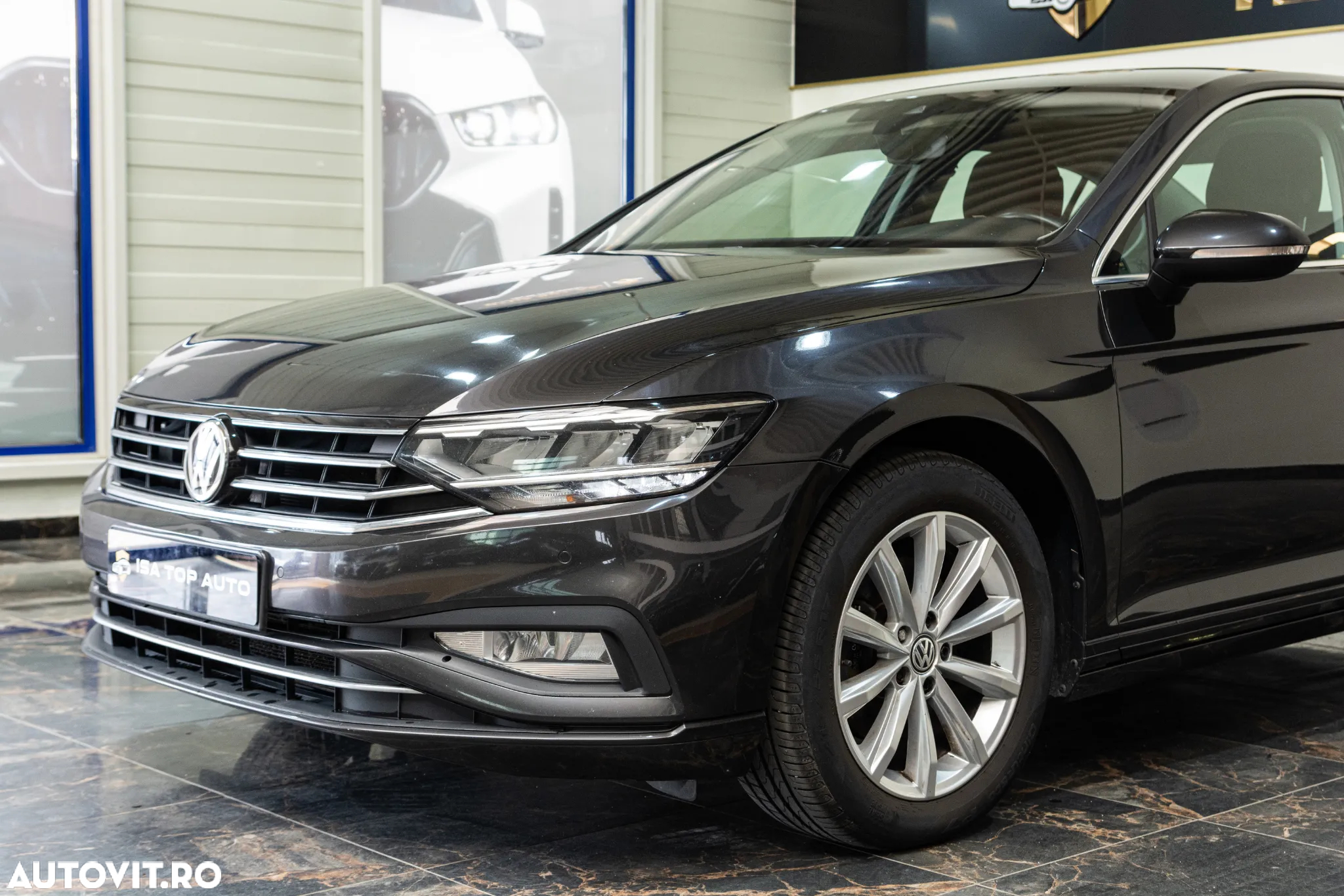 Volkswagen Passat 2.0 TDI DSG Comfortline - 14