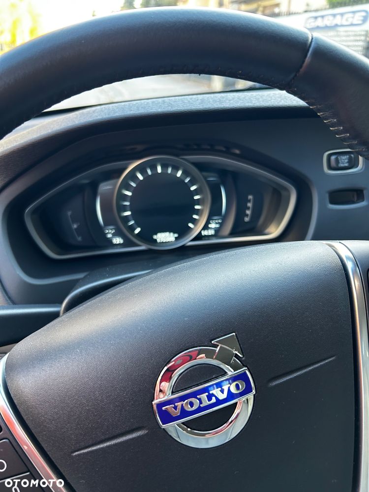 Volvo V40 - 11