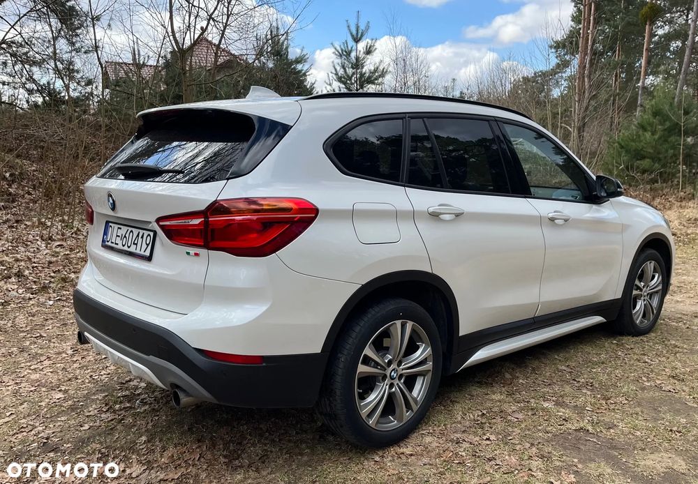 BMW X1 xDrive20d Sport Line sport - 3