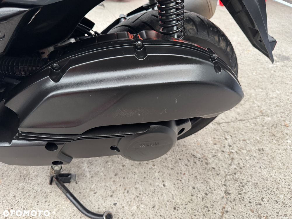 Yamaha NMAX - 17