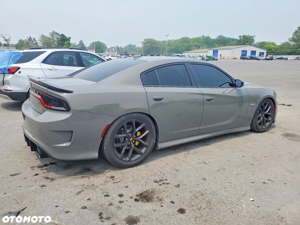 Dodge Charger 5.7 R/T - 4