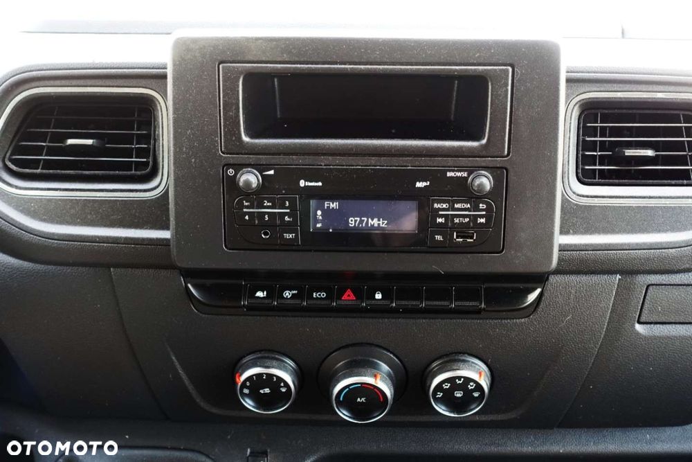 Renault Master 2.3 dCi - 17