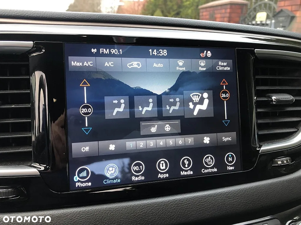 Chrysler Pacifica - 15