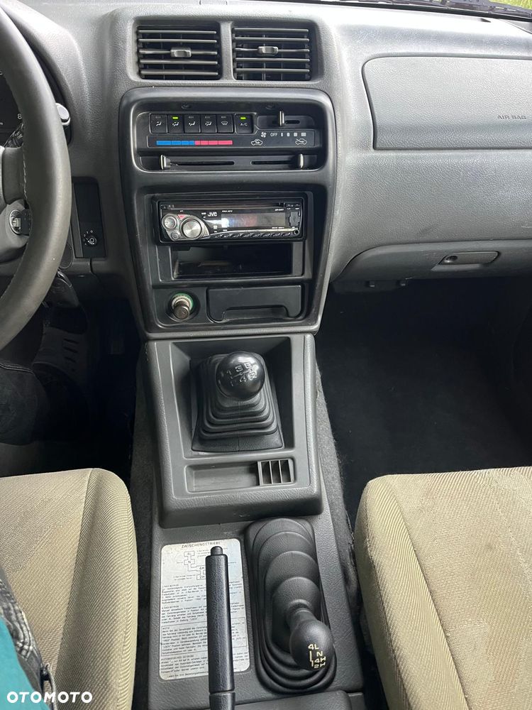 Suzuki Vitara - 13