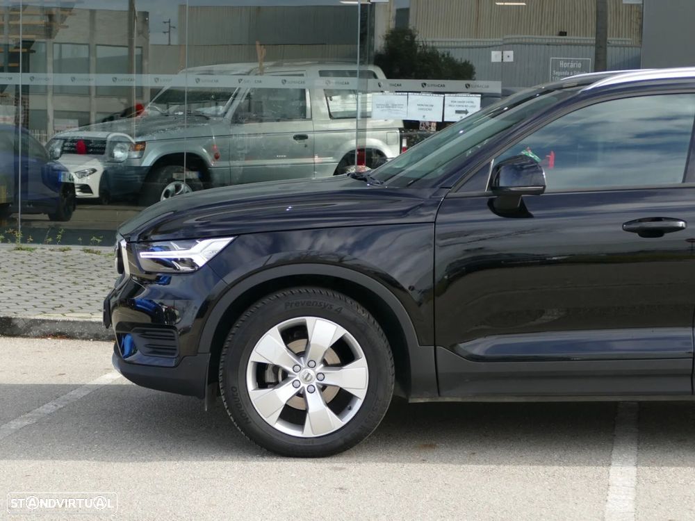 Volvo XC 40 2.0 D3 Momentum Geartronic - 12