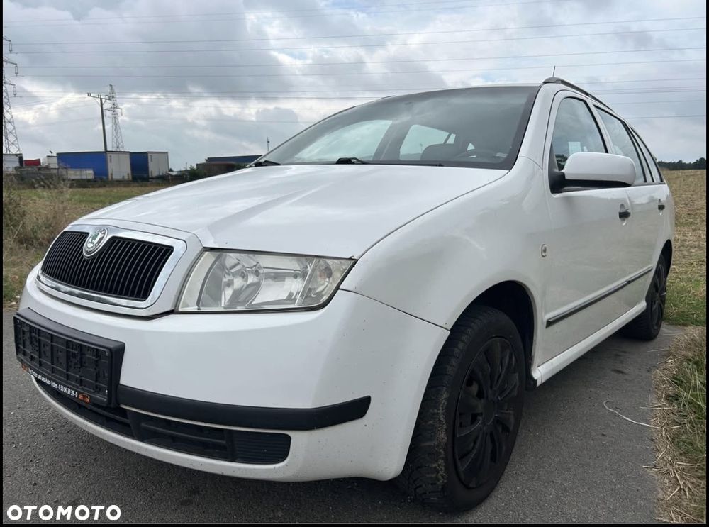 Skoda Fabia 2004 photo 3