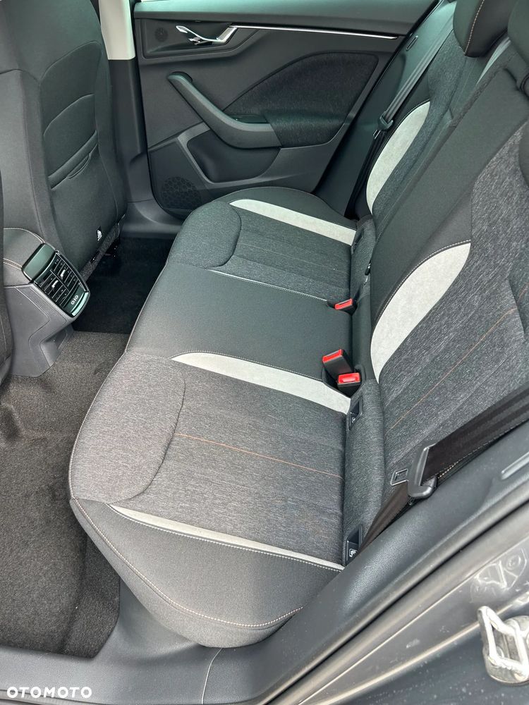 Skoda Kamiq 1.5 TSI Drive DSG - 11