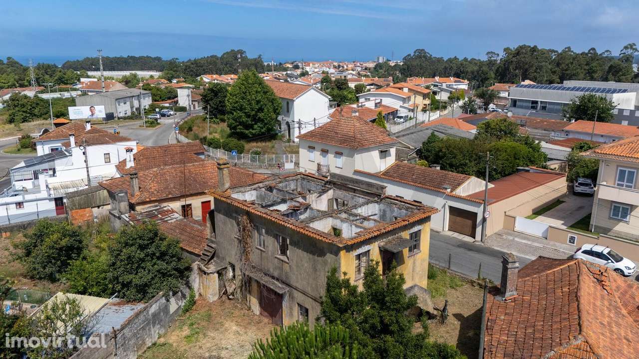 Moradia Isolada Para Recuperar (Espinho) - Jardim 1240 m2 - Grande imagem: 4/12