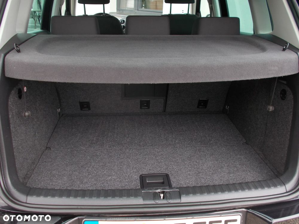 Volkswagen Tiguan 2.0 TDI 4Mot Perfectline R-Style DSG - 11