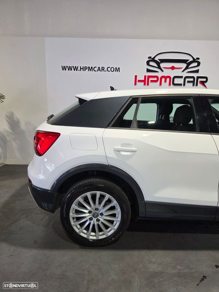 Audi Q2 30 TFSI Design S tronic - 7