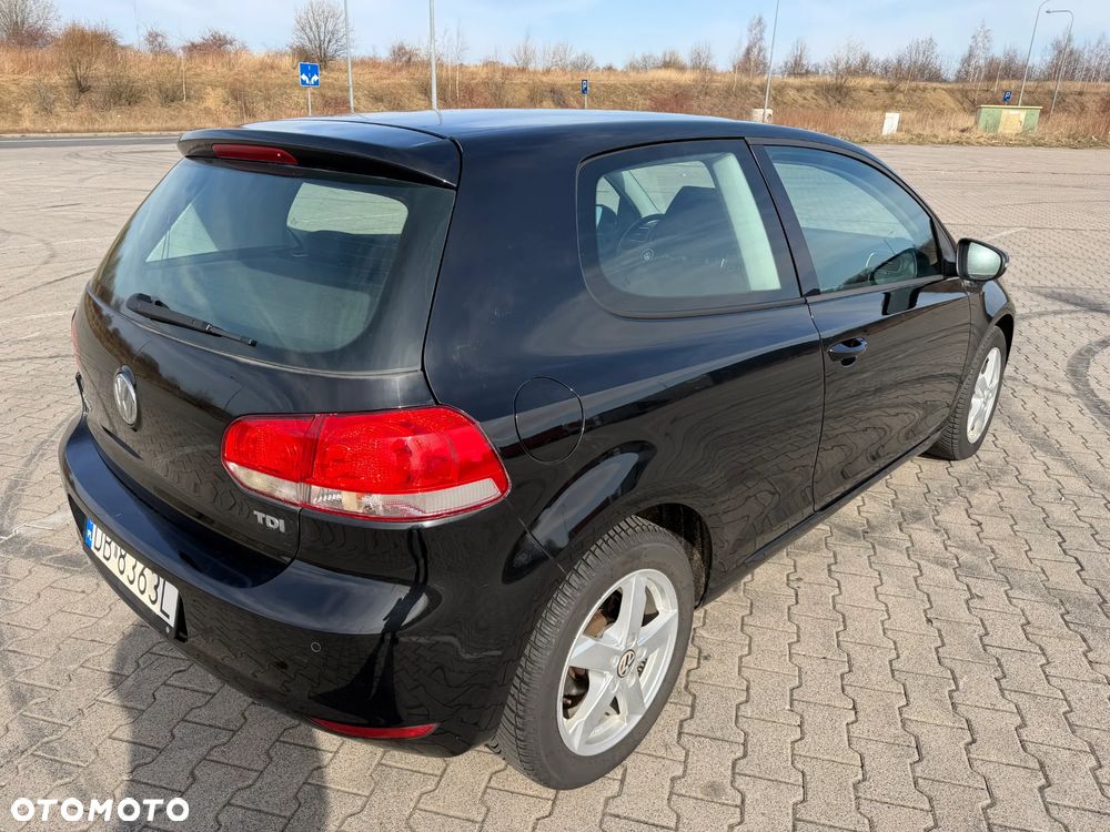 Volkswagen Golf 1.6 TDI DPF Comfortline - 5