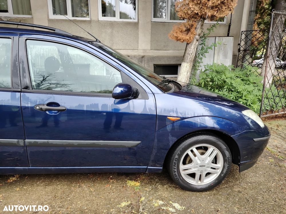 Ford Focus 1.8TDDI - 8
