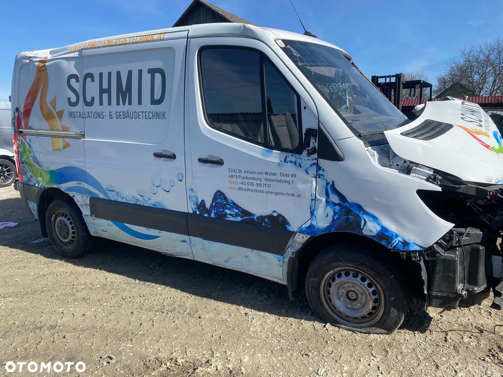 Mercedes-Benz Sprinter - 23