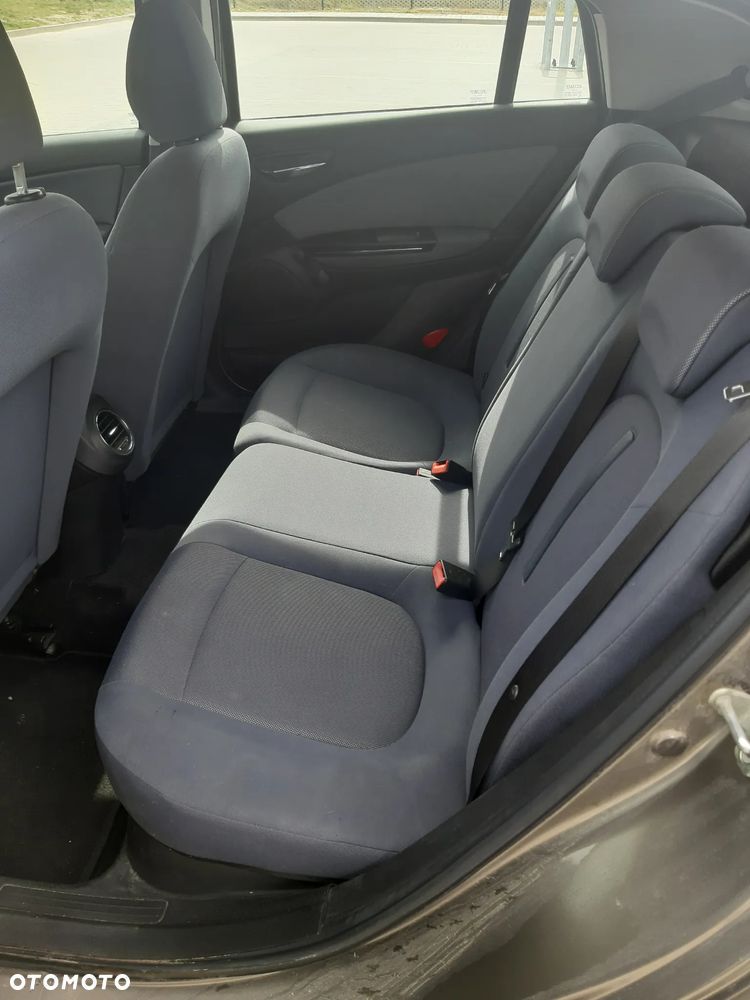 Fiat Bravo 1.4 16V Dynamic - 8