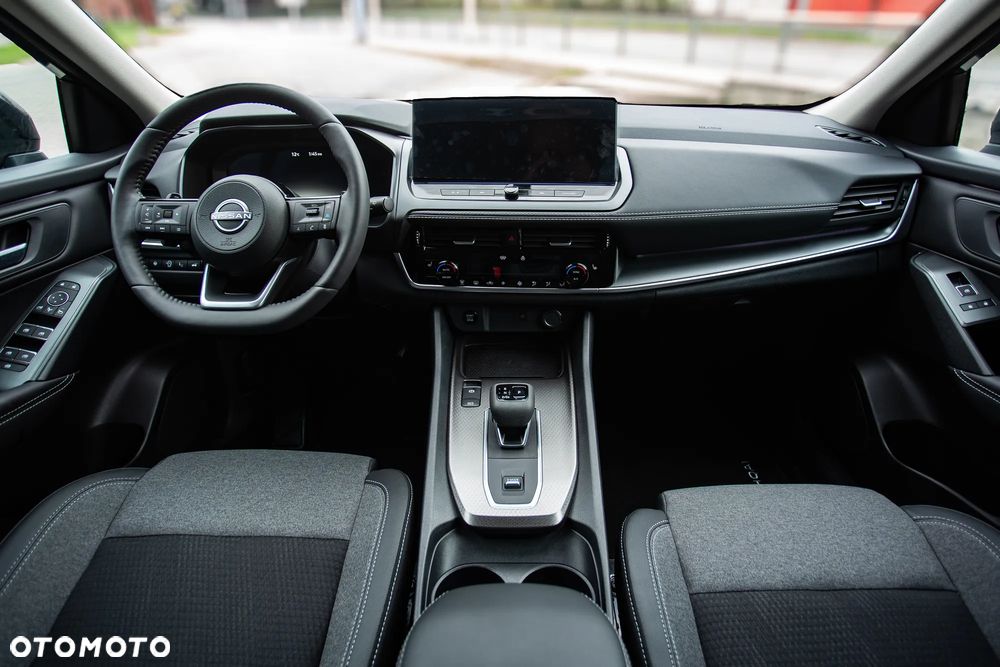 Nissan Qashqai - 11