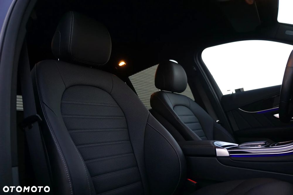 Mercedes-Benz GLC 300 4-Matic - 16