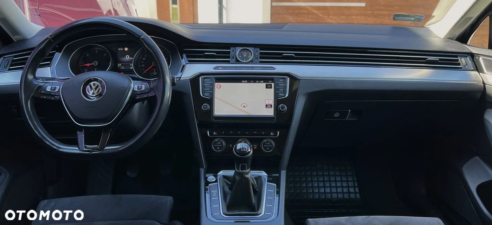 Volkswagen Passat 2.0 TDI BMT Highline - 15