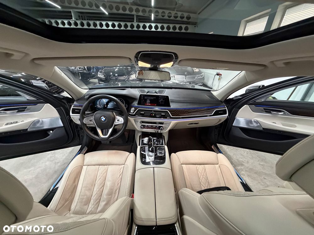 BMW Seria 7 - 39