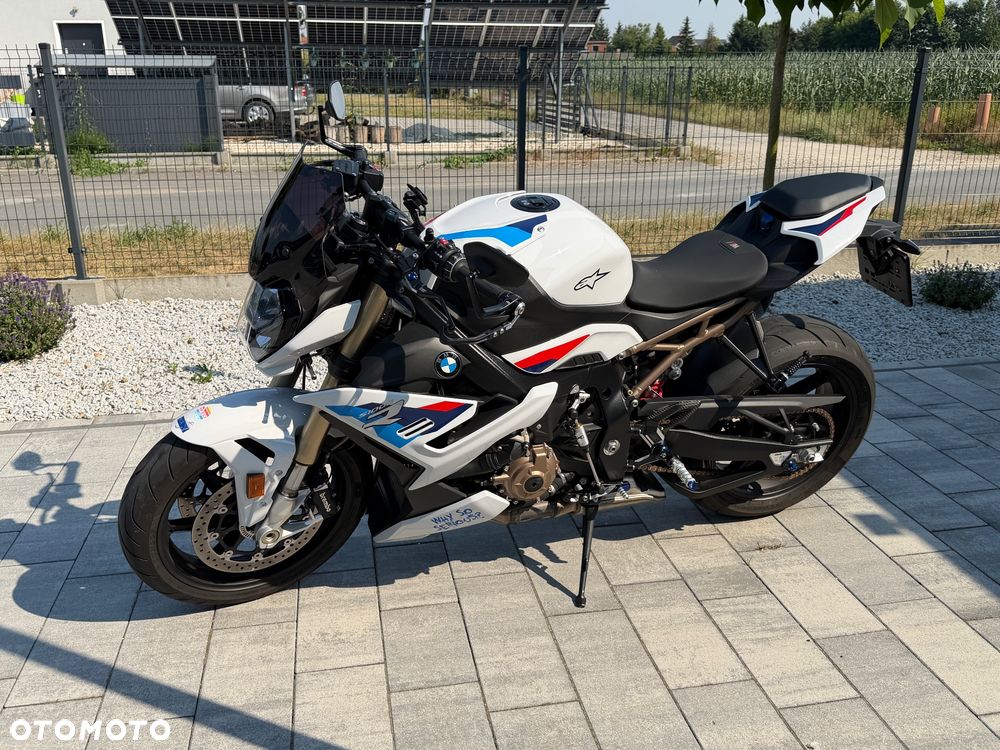 BMW S - 10