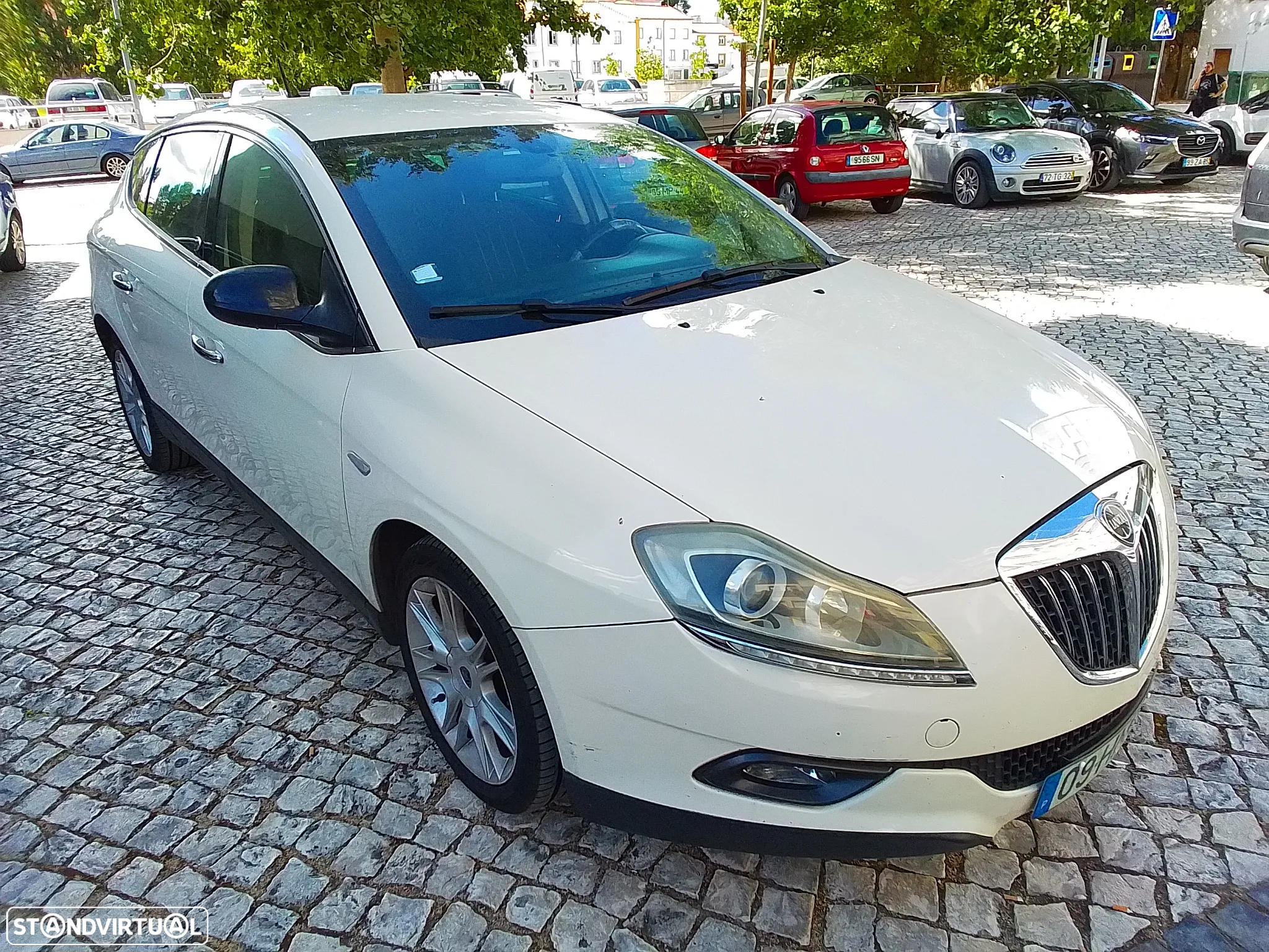 Lancia Delta 1.6 M-Jet Platino - 19