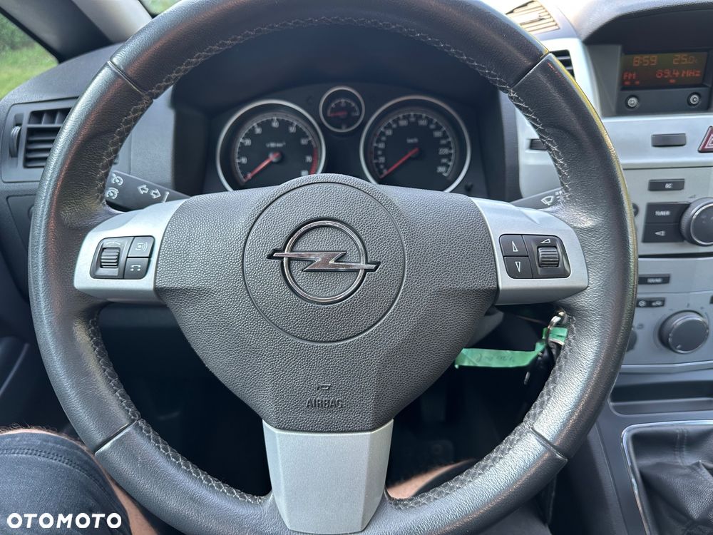 Opel Zafira - 7