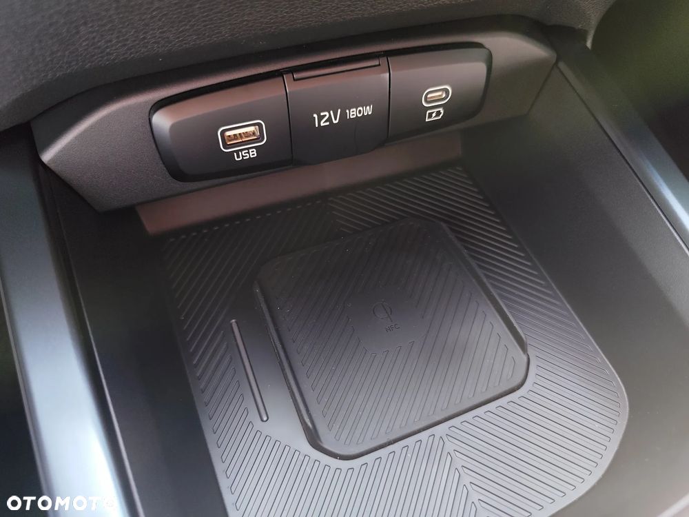 Kia XCeed 1.6 T-GDI Business Line DCT - 20