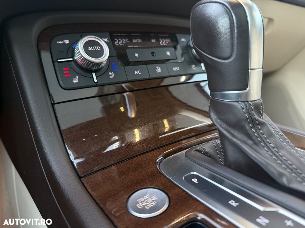 Volkswagen Touareg ver-3-6-v6-fsi-bmt - 8
