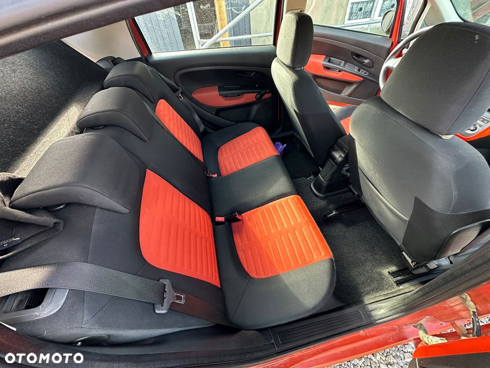 Fiat Punto - 9