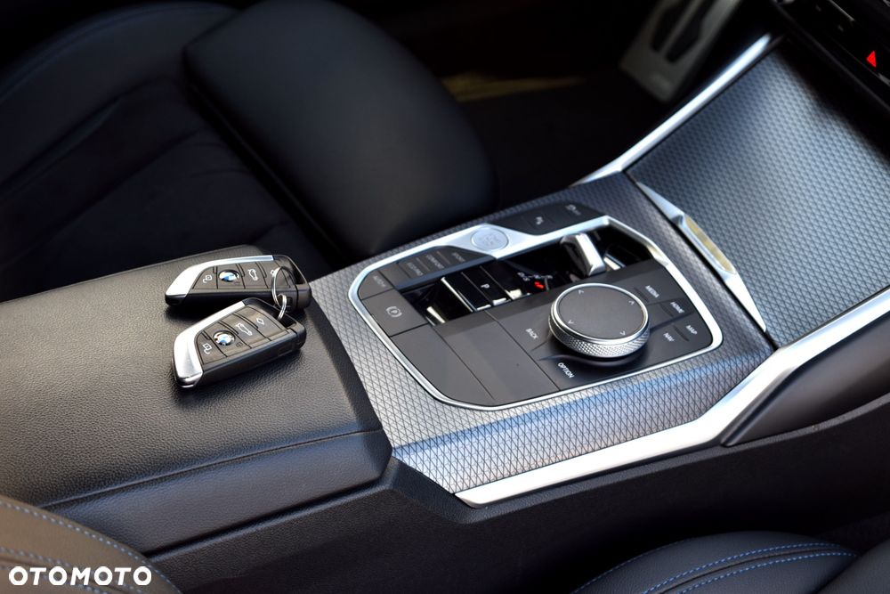 BMW Seria 3 320d xDrive M Sport sport - 18