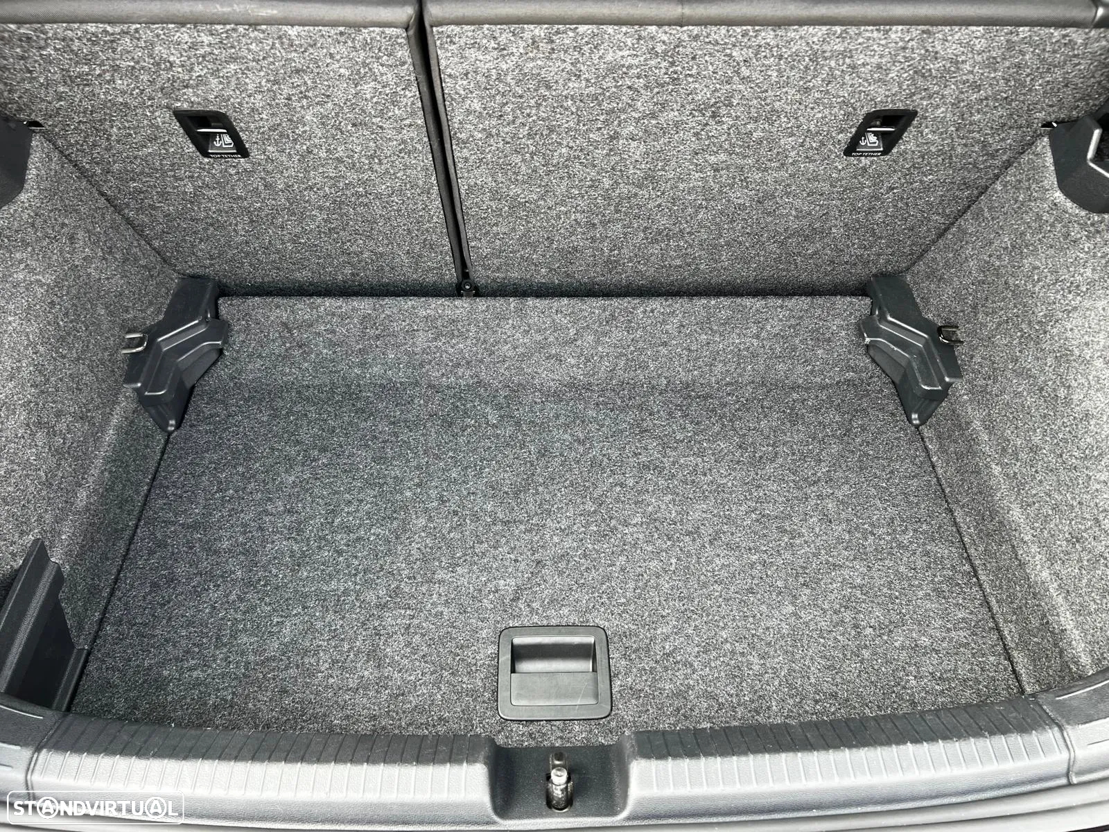 VW Polo 1.0 Trendline - 14