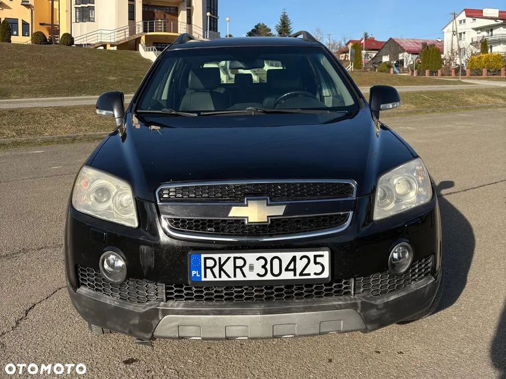 Chevrolet Captiva 2.0 4WD 7 Sitzer Automatik LT - 2
