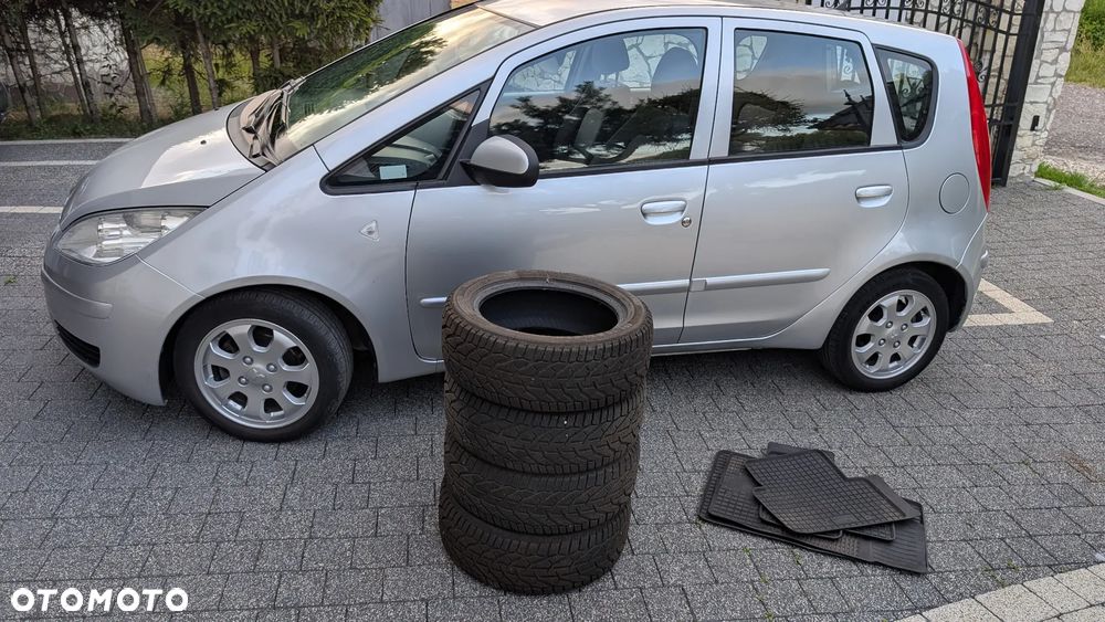 Mitsubishi Colt 1.5 Invite - 32