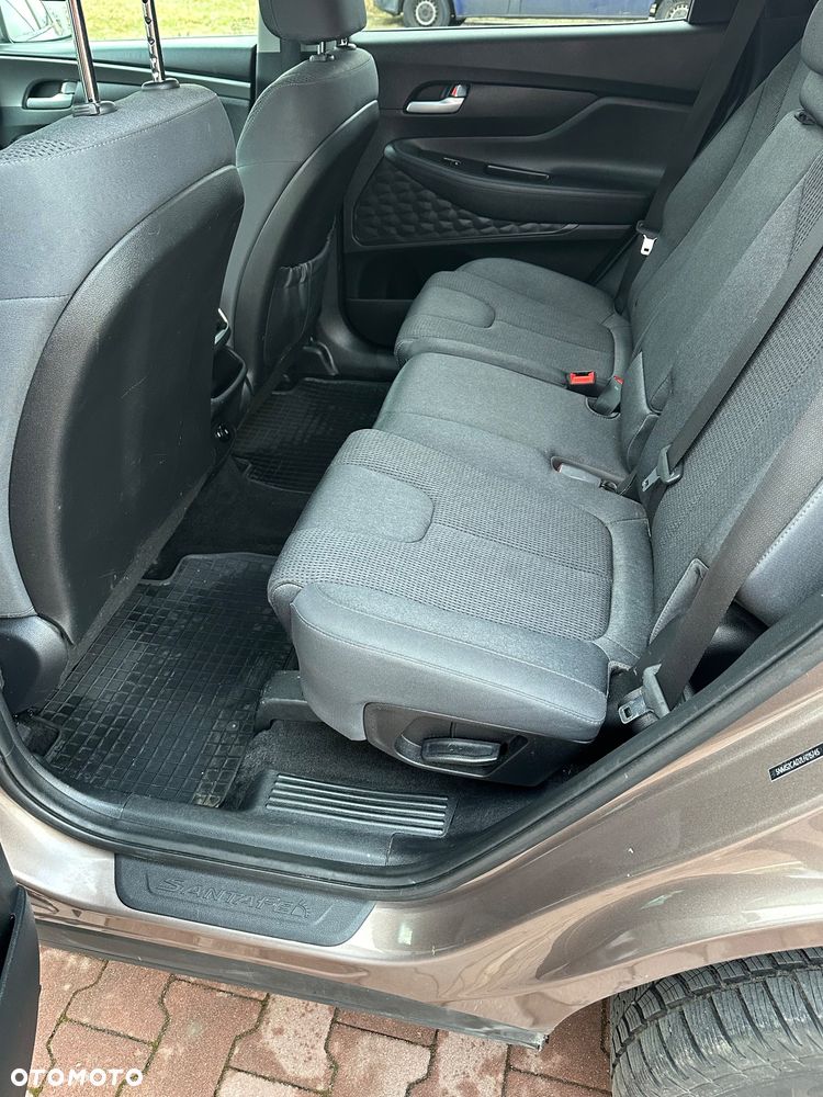 Hyundai Santa Fe - 10
