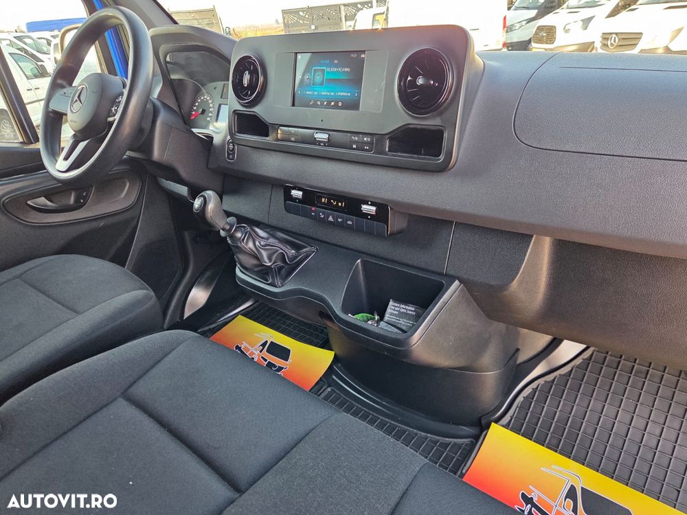 Mercedes-Benz New Sprinter L3H2 - 19