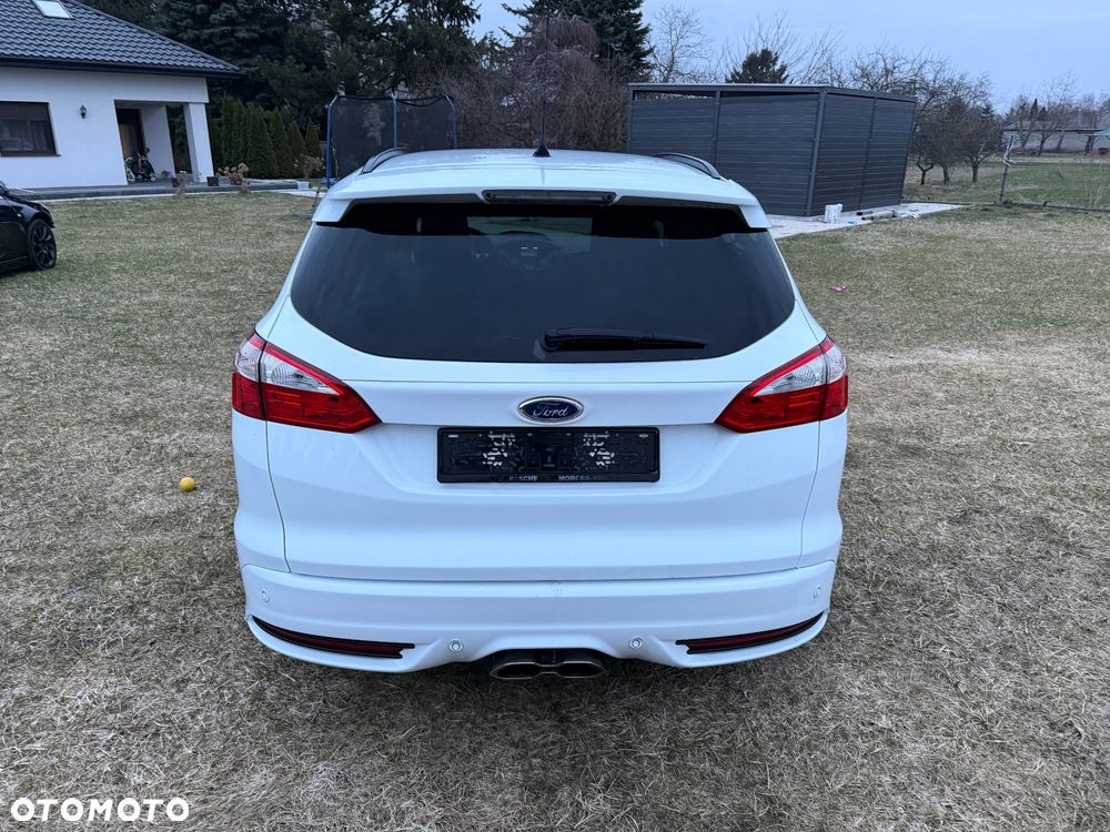 Ford Focus 2.0 EcoBoost ST mit Leder-Sport-Paket - 27
