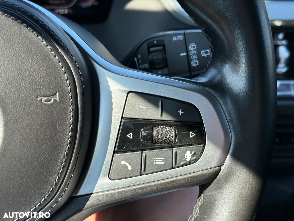 BMW Seria 1 118i Aut. M Sport - 15