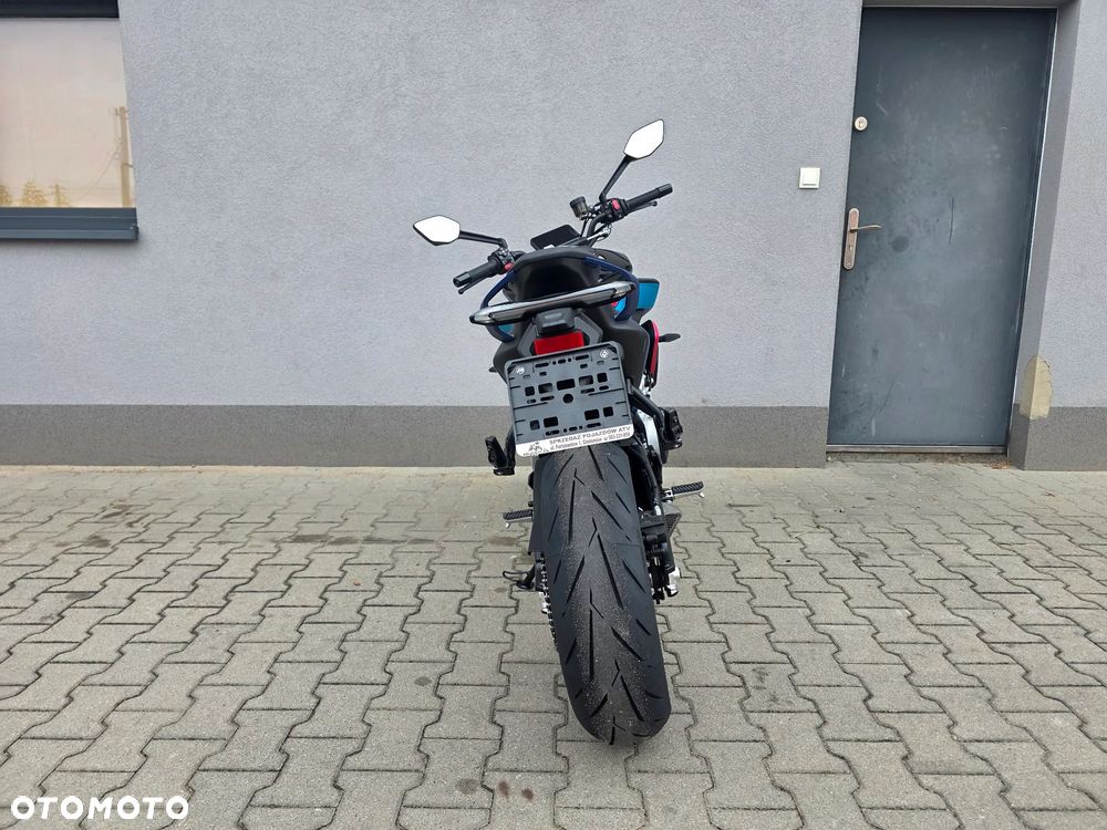 CFMoto 675NK - 16