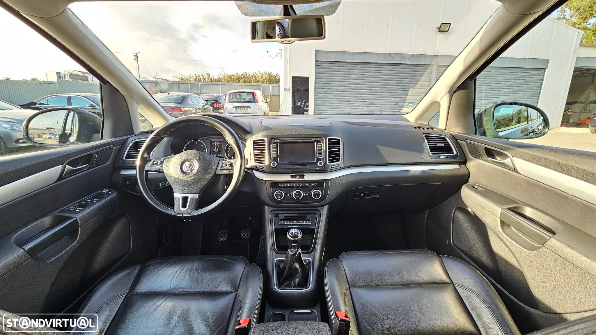 VW Sharan 2.0 TDI Highline - 16