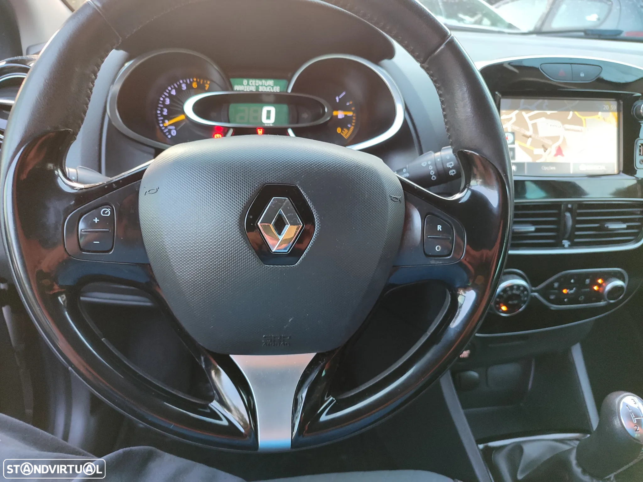 Renault Clio 0.9 TCE Dynamique S - 15