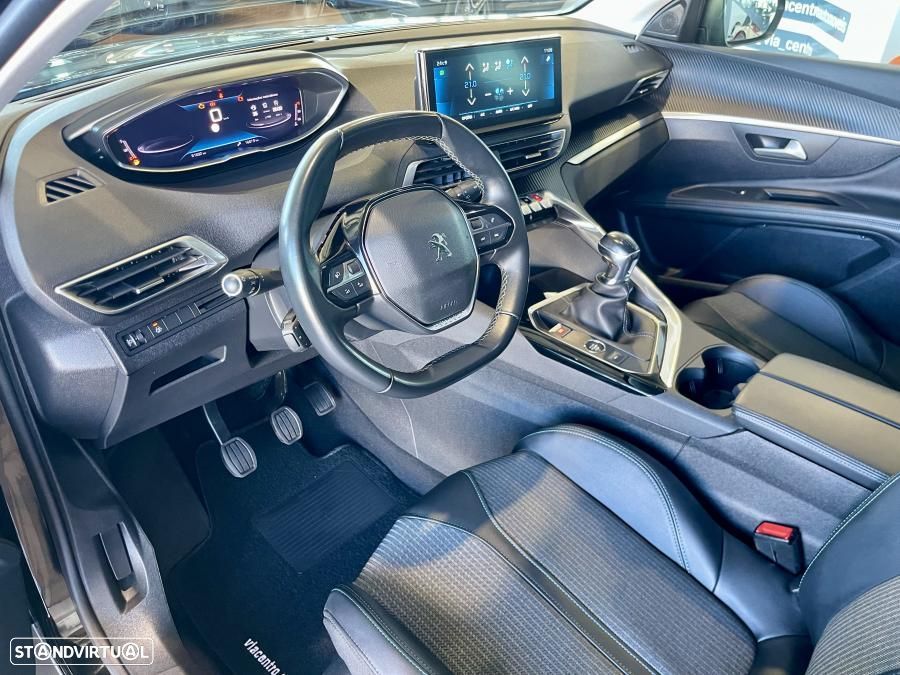 Peugeot 3008 1.2 PureTech Allure - 8
