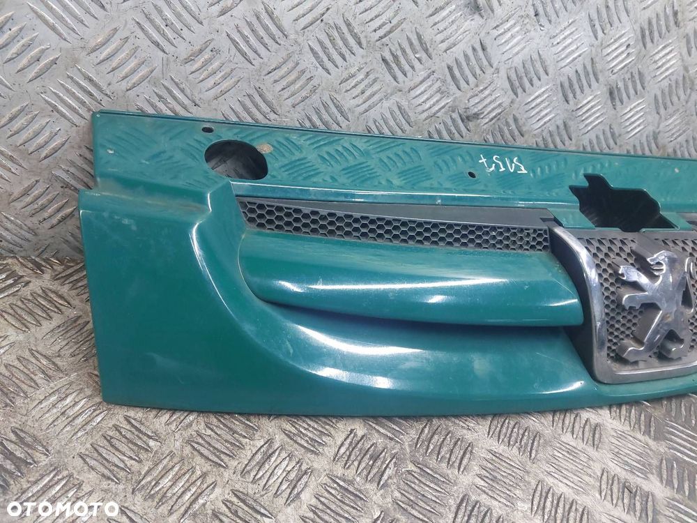 GRILL ATRAPA CHŁODNICY PEUGEOT PARTNER I LIFT KQVB - 2
