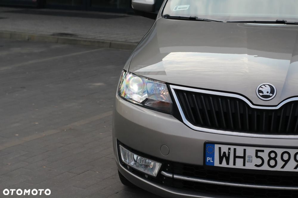 Skoda RAPID 1.2 TSI Ambition - 4