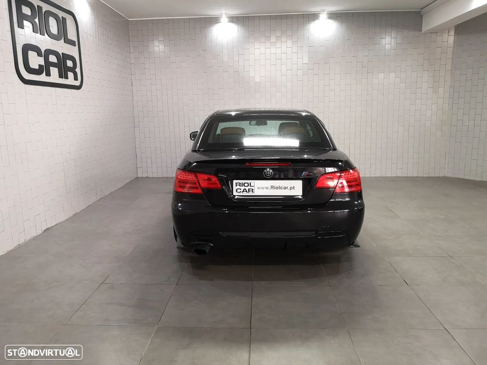 BMW 320 d Cabrio - 12