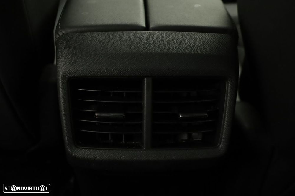 Citroën C5 Aircross 1.6 Hybrid Shine e-EAT8 - 25