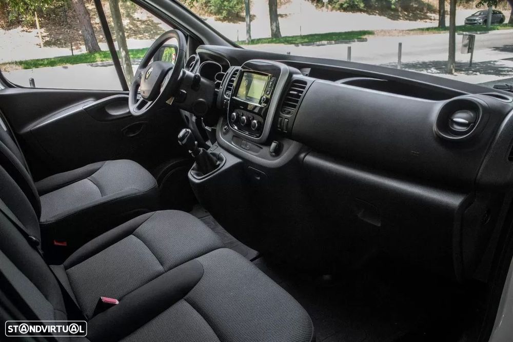 Renault Trafic 2.0 Blue dCi L1 Equilibre - 25