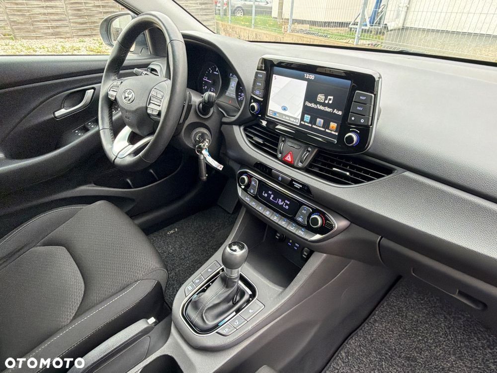Hyundai i30 1.6 CRDI DCT EDITION 30 - 32