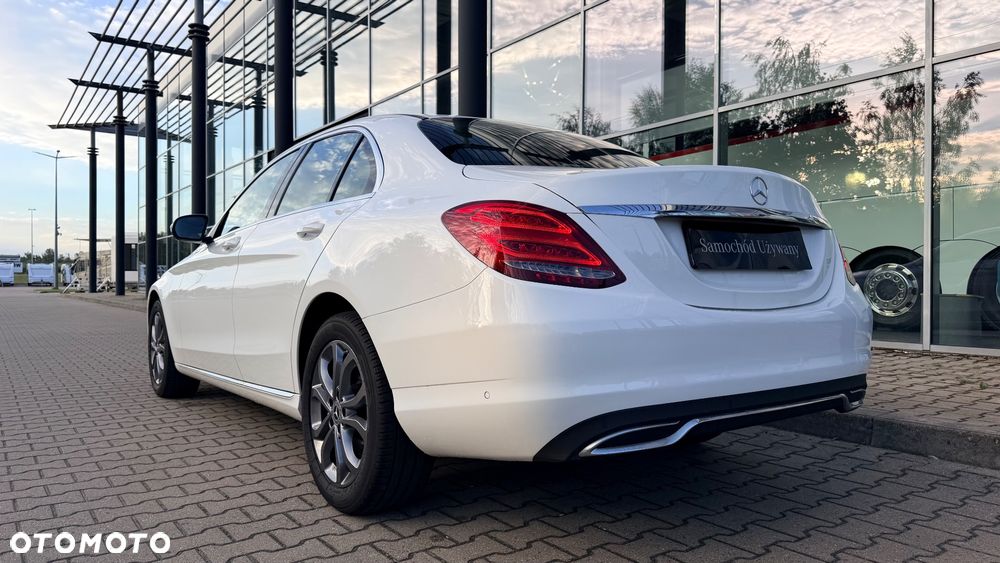 Mercedes-Benz Klasa C 180 9G-TRONIC - 27