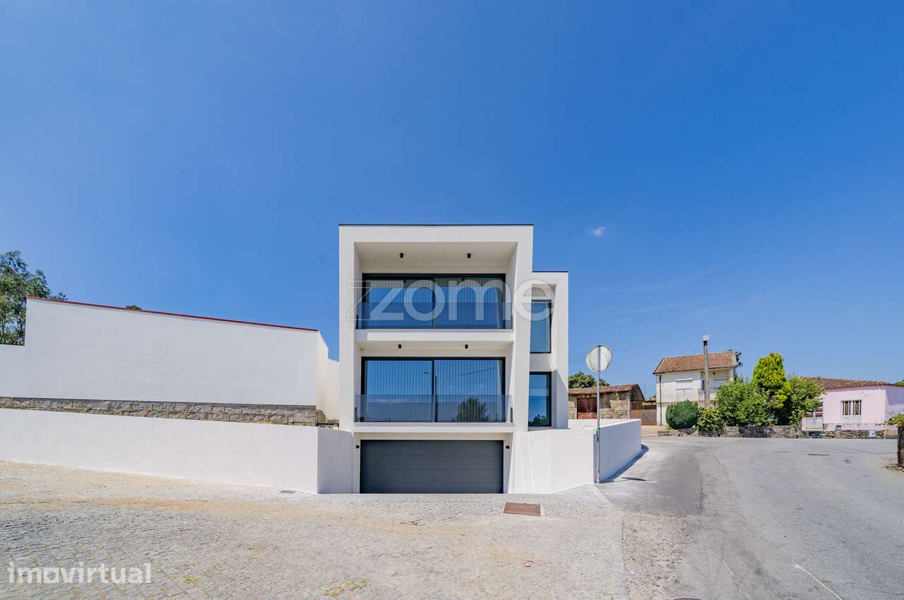 Moradia individual T3 All Suites em Prado - Vila Verde - Grande imagem: 2/34