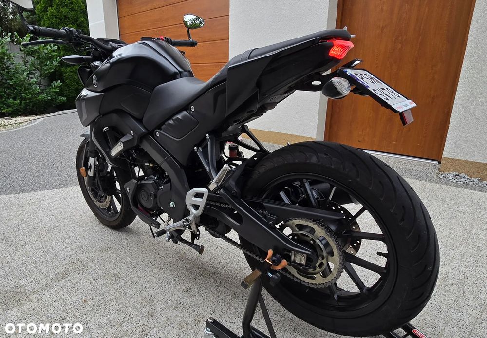 Yamaha MT - 4
