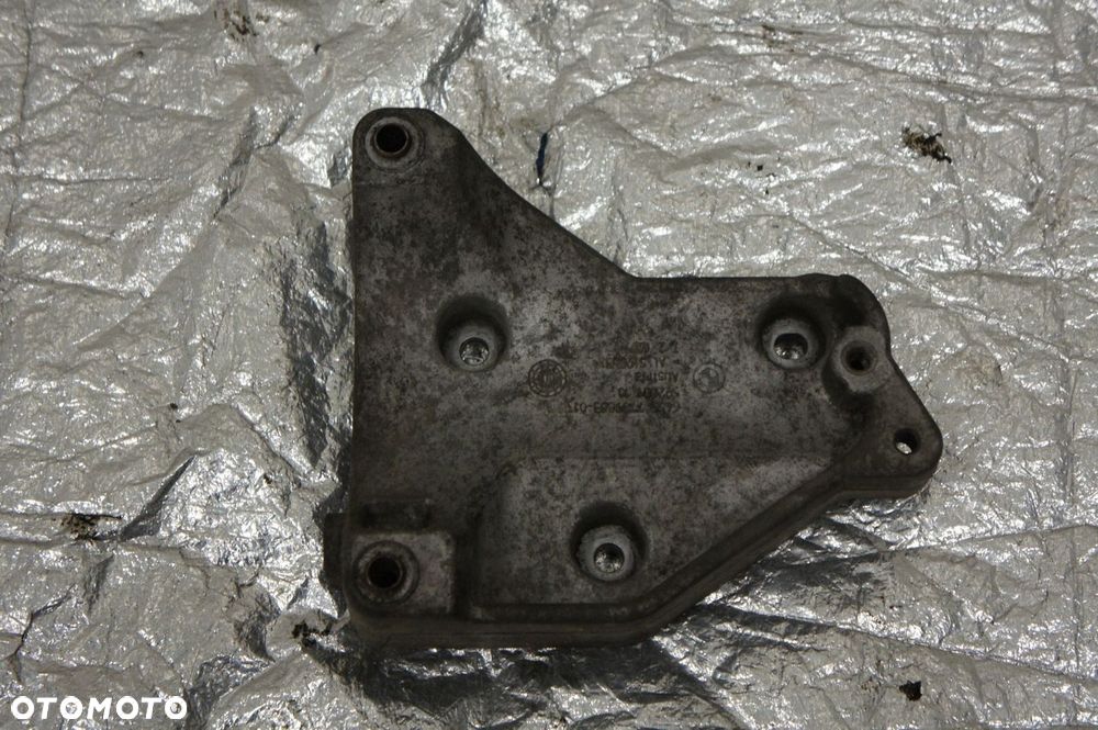 NR 417 Łapa Wspornik Sprężarki BMW X5 3,0 E70 64557799863-01 - 4
